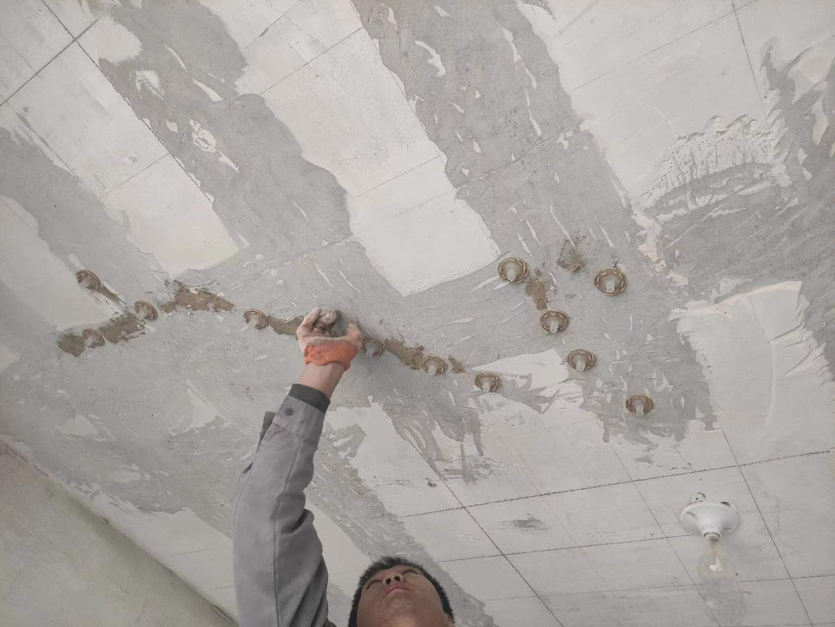 宁化混凝土楼板裂缝为什么会开裂?怎么修补?